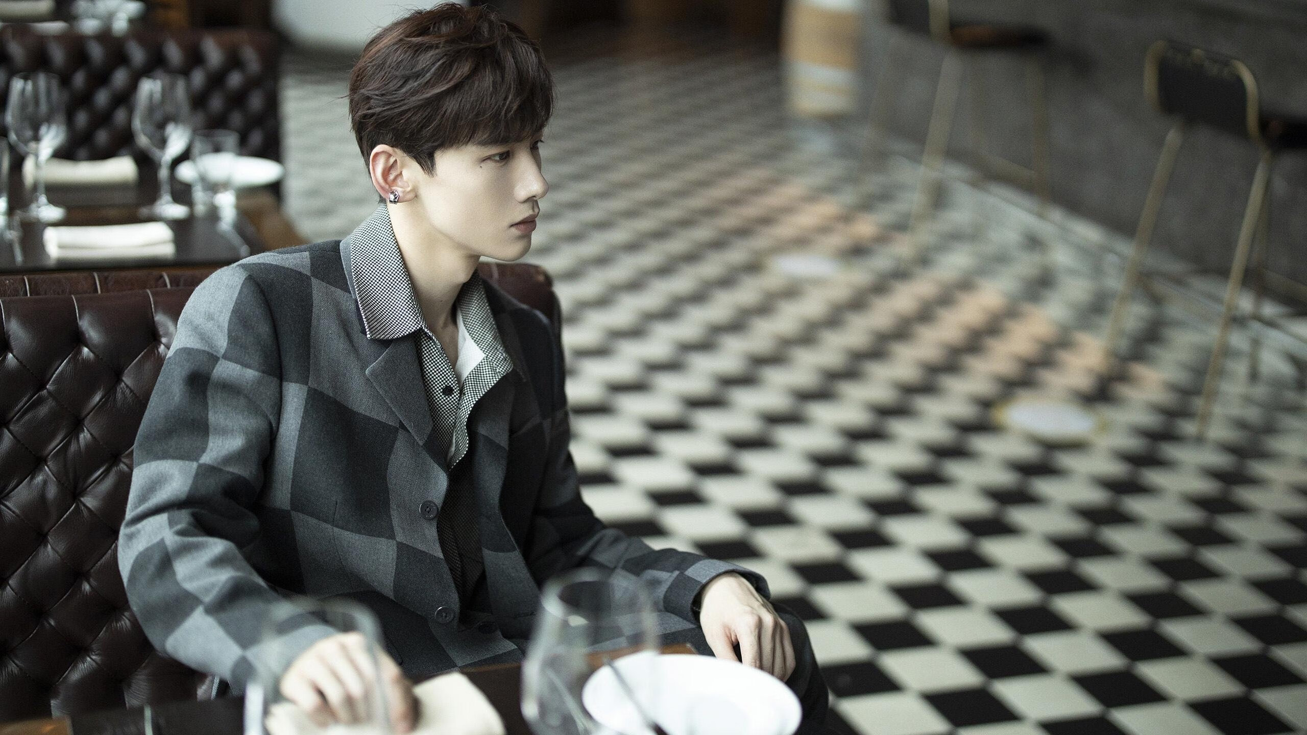 冰火两重天，日本队完胜马来西亚，黄鸭组合扛起全队的涅槃与重铸