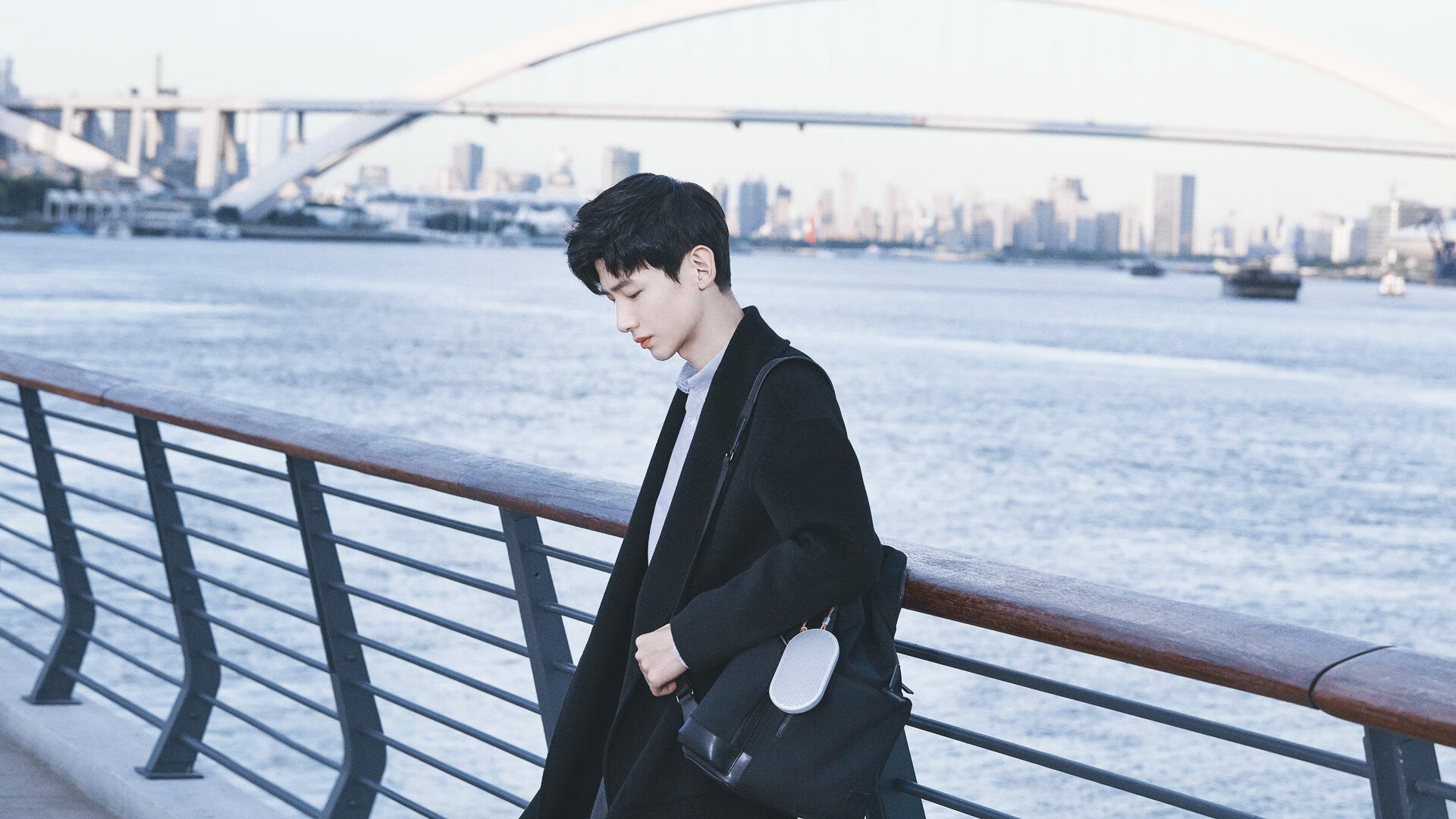 当世界杯遇见NBA，铁蹄踏碎鹿角，骑士军团奏响绿茵场外的征服号角