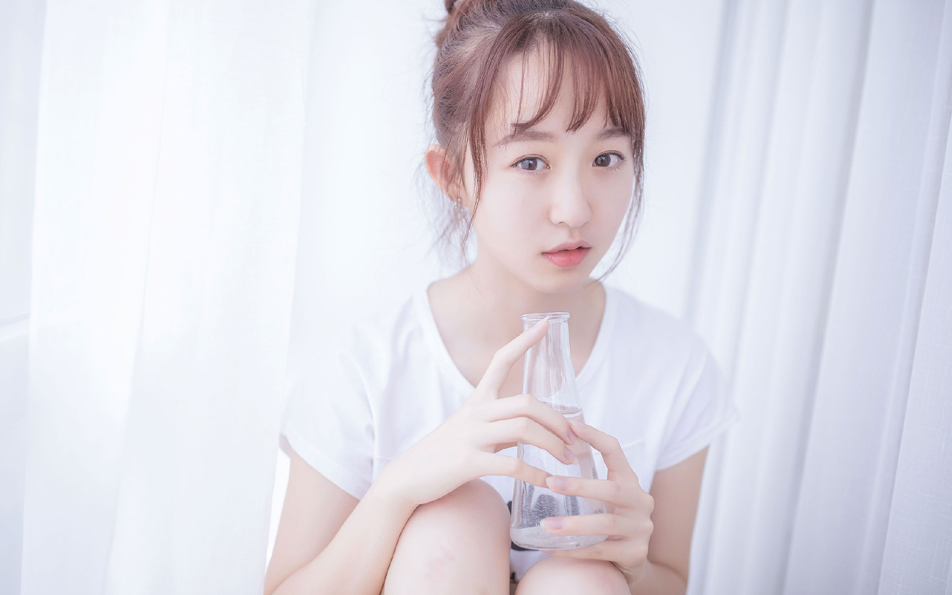 沙漠寒夜中的雄狮咆哮，喀麦隆逆转伊朗，莱万神级指挥导演B组生死战奇迹